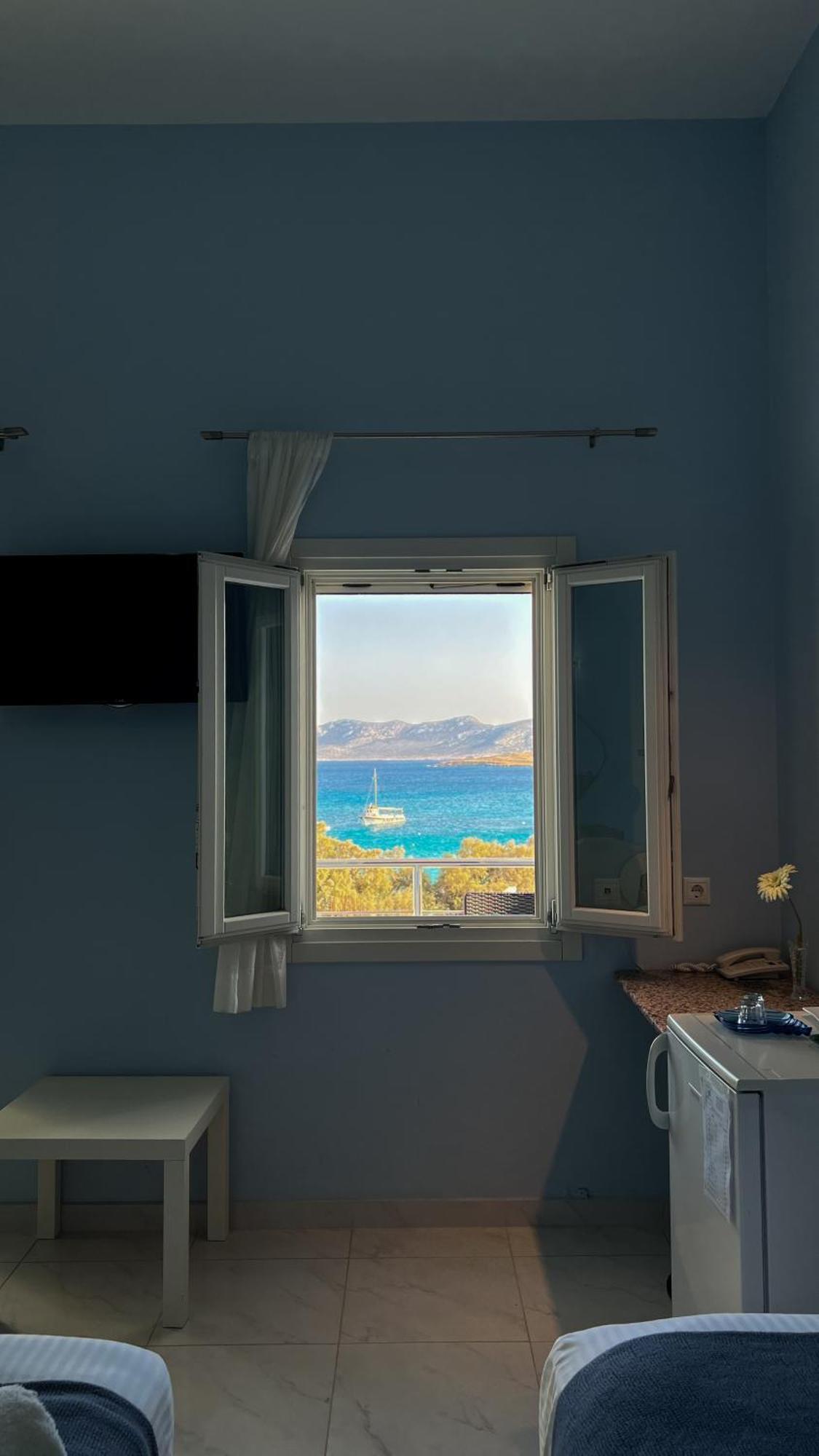 Hotel Myrto 3*